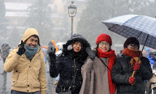 Miền Bắc chuẩn bị có gió mùa cực mạnh đổ bộ, nhiều nơi xuất hiện băng giá