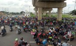 Khủng hoảng mùa Covid, hơn 2,2 triệu lao động về quê 'trốn dịch'