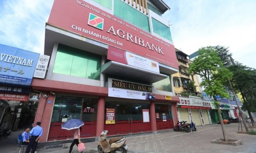 'Ông lớn' Agribank lại miệt mài rao bán tài sản để xử lý nợ xấu