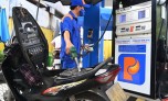 Giá xăng giảm tiếp gần 500 đồng/lít