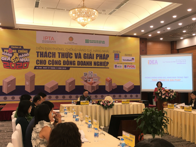 Tràn lan hàng giả, hàng nhái dán nhãn "Made in Vietnam"