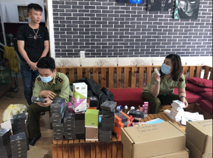 Đà Nẵng: Thu giữ gần 3.500 sản phẩm thuốc lá điện tử nhập lậu