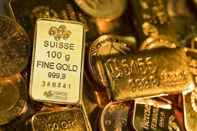 Giá vàng quay đầu tăng mạnh bất chấp đồng USD đang lên