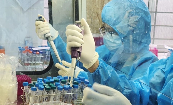 Chiều 3/5: Thêm 19 ca mắc, có 10 ca trong nước ở Vĩnh Phúc, Hà Nam