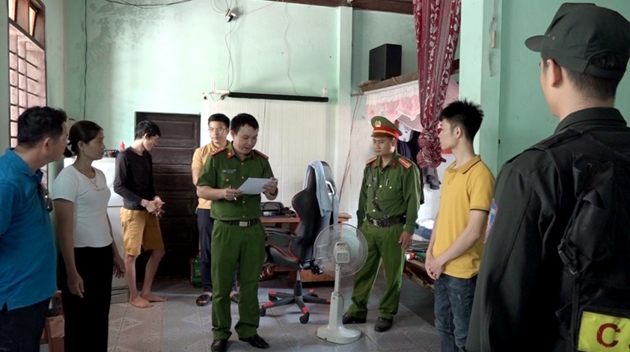 Quảng Bình: Triệt phá đường dây đánh bạc qua mạng