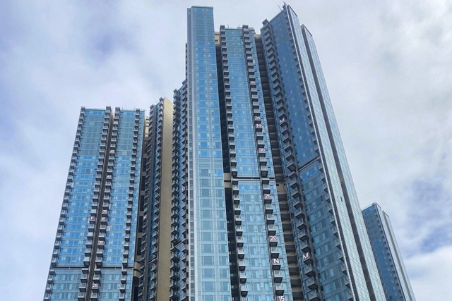 Hong Kong kêu gọi tiêm chủng Covid-19 bằng cách treo thưởng nhà 1,4 triệu USD