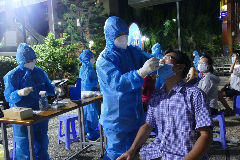 Sáng 4/6, TPHCM ghi nhận thêm 11 ca nghi nhiễm