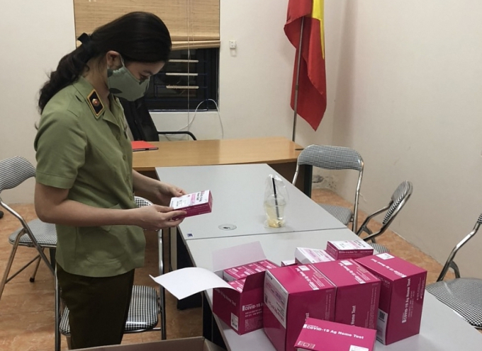 Tổng cục Quản lý thị trường cảnh báo tình trạng kit test nhanh COVD-19 nhập lậu