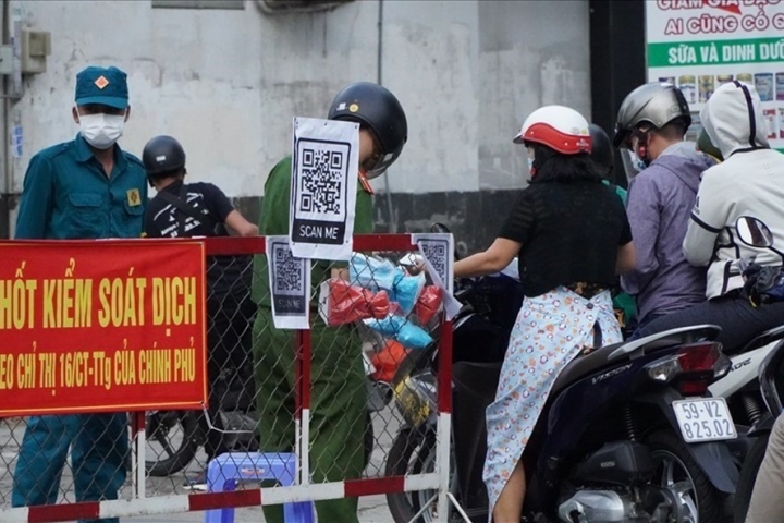 Từ 24/6, triển khai khai báo y tế điện tử tại TP.HCM