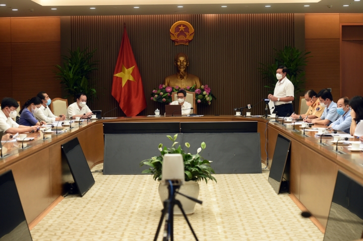 Cần quản chặt vận tải hành khách liên tỉnh, ngăn dịch lây lan