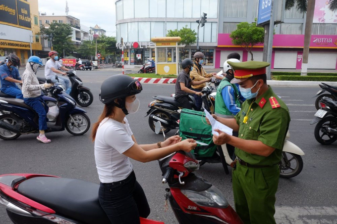 Hà Nội sửa một số quy định về Giấy đi đường trong thời gian giãn cách xã hội
