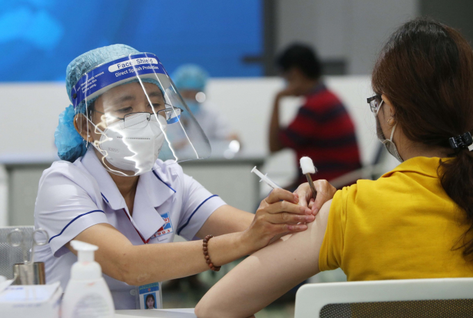 Bộ Y tế nhắc nhở 8 địa phương triển khai tiêm vaccine chậm