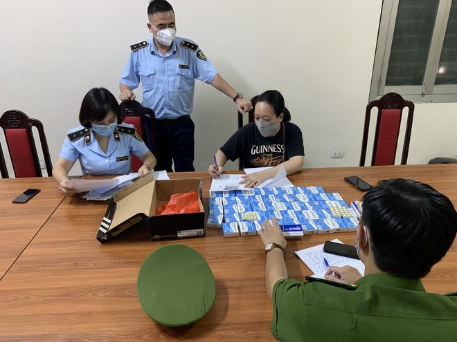 Hà Nội: Phát hiện nhiều sản phẩm thuốc 'điều trị COVID-19' không nguồn gốc