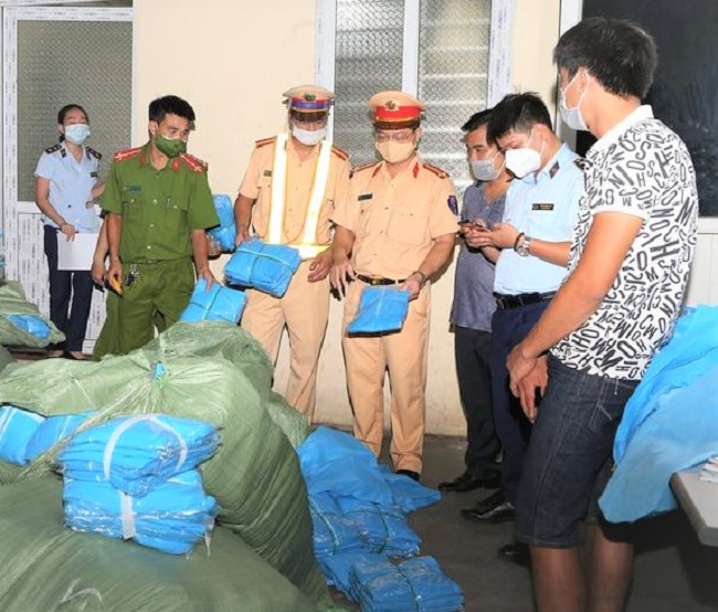 Hà Nội: Phát hiện nhiều sản phẩm thuốc 'điều trị COVID-19' không nguồn gốc