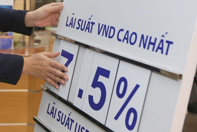 Yêu cầu 16 ngân hàng thương mại giảm lãi suất
