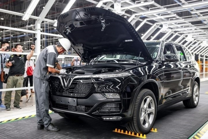 Đề xuất giảm 50% mức thu lệ phí trước bạ đối với ôtô sản xuất trong nước