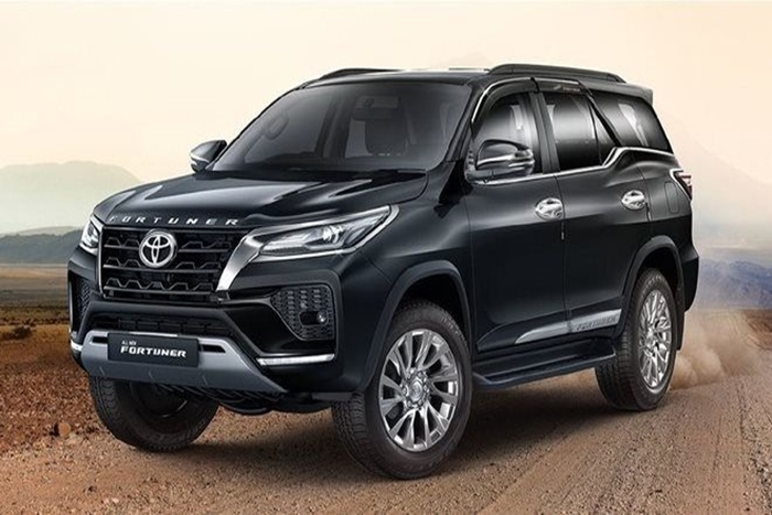 Giá lăn bánh ô tô tính như thế nào nếu giảm 50% phí trước bạ từ 15/11?