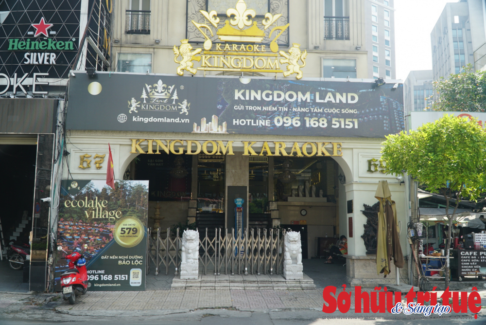 TP.HCM lý giải việc ngưng karaoke, bar, massage chỉ sau 2 ngày