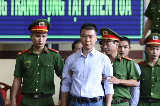 Tòa án buộc ông trùm cờ bạc Phan Sào Nam ngồi tù trở lại