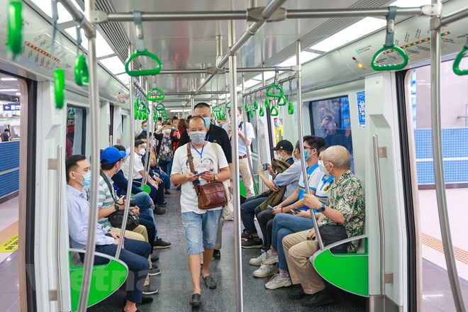 Những đối tượng nào vẫn được đi miễn phí tàu điện Cát Linh - Hà Đông từ 21/11?