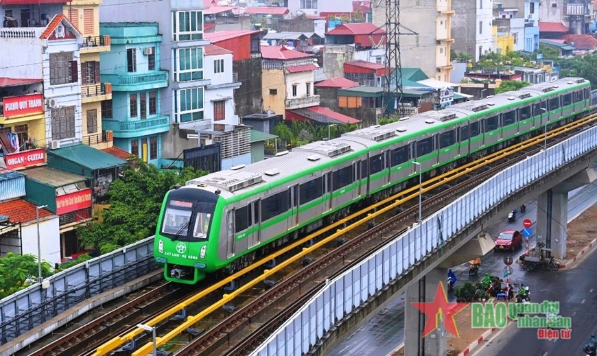Những đối tượng nào vẫn được đi miễn phí tàu điện Cát Linh - Hà Đông từ 21/11?