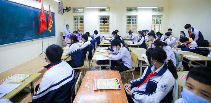 Hà Nội đề xuất cho học sinh THPT tại 30 quận huyện đi học từ tuần tới