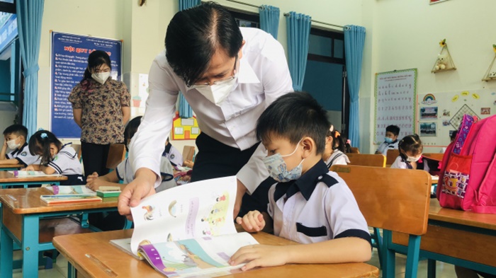 TPHCM: Hơn 1,3 triệu học sinh sẽ được hỗ trợ học phí kì II