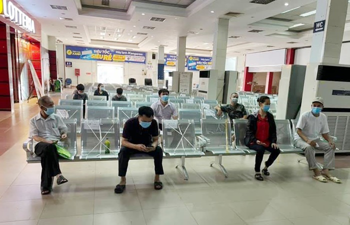 Thị trường trầm lắng, tàu xe Tết xoay xở tìm cách thu hút khách