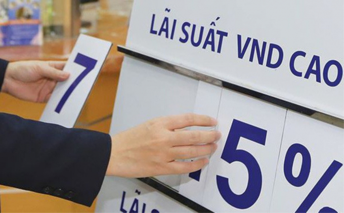 Ngân hàng đồng loạt tăng lãi suất tiết kiệm hút vốn dịp cuối năm