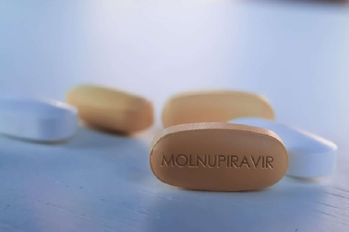 Bộ Y tế phản hồi thông tin thuốc Molnupiravir có tác dụng phụ và cảnh báo khi sử dụng