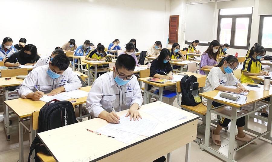 Mở cửa lại trường học phải là ưu tiên cao nhất của quốc gia