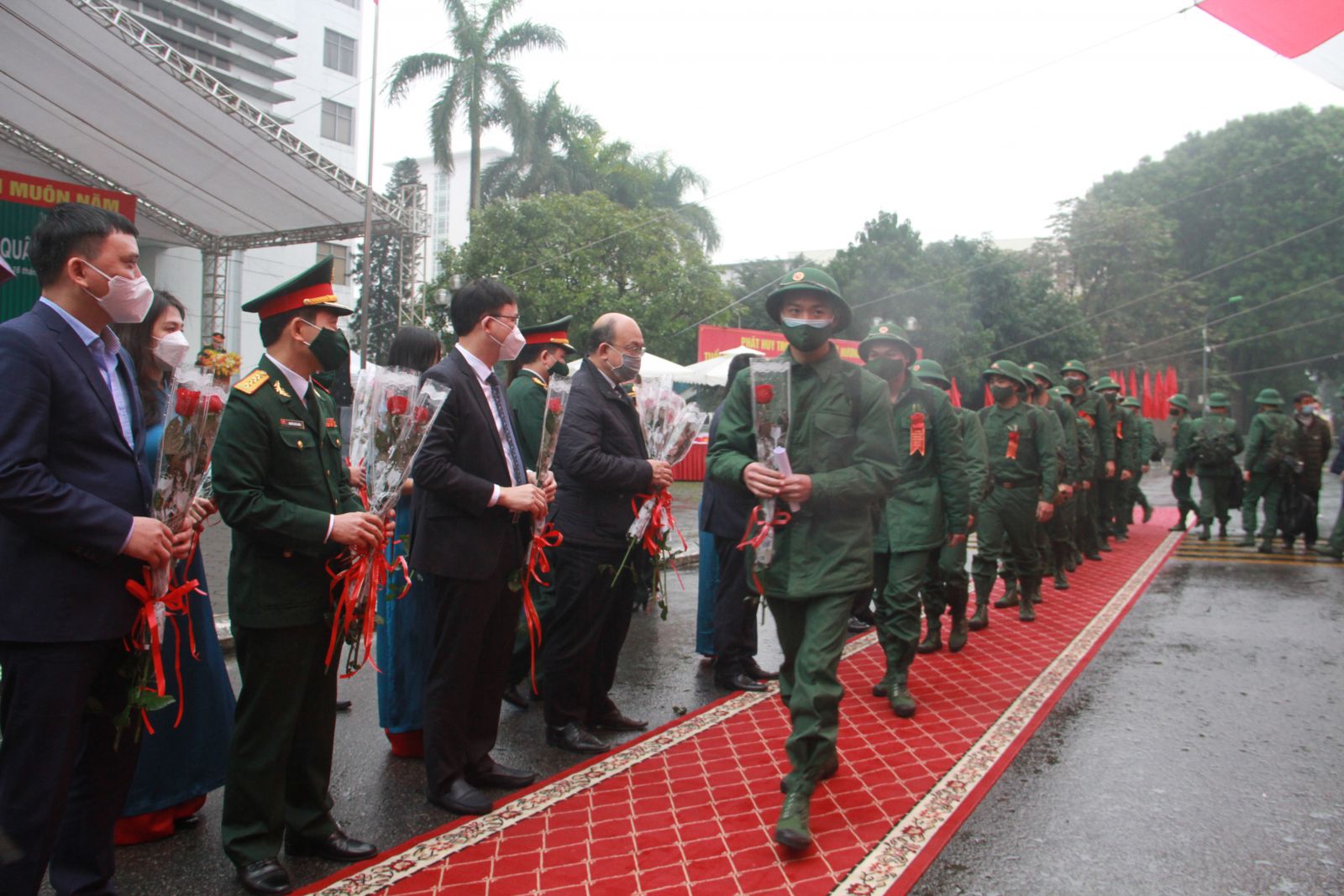 Náo nức ngày hội tòng quân của Thanh niên Thủ đô