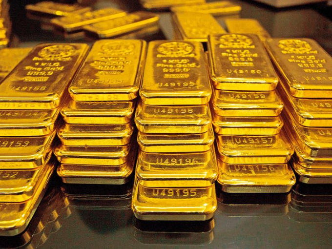 Giá vàng tiếp tục leo đỉnh 8 tháng, vượt ngưỡng 1.900 USD/ounce
