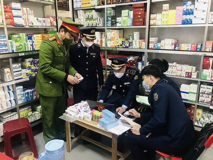 Nghệ An: Phát hiện nhiều cơ sở buôn bán kit test nhanh Covid-19 nhập lậu