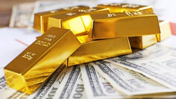 Giá vàng ngày 6/3: Vàng trong nước lập đỉnh mới, vàng thế giới sắp vượt 2.000 USD/ounce 