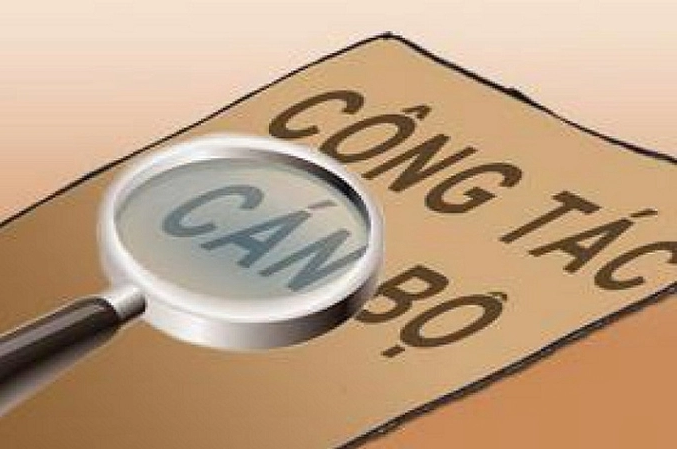 Bộ Chính trị: Cán bộ lãnh đạo chủ chốt cấp tỉnh, cấp huyện không được là người địa phương