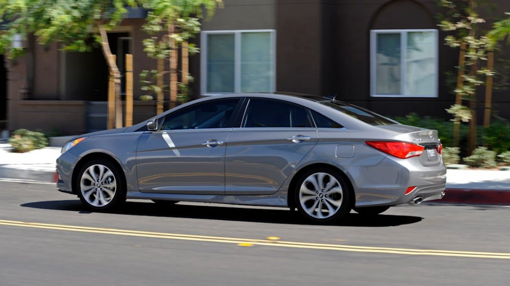 Rò rỉ đường ống dẫn nhiên liệu, Hyundai triệu hồi hơn 215.000 ô tô Sonata