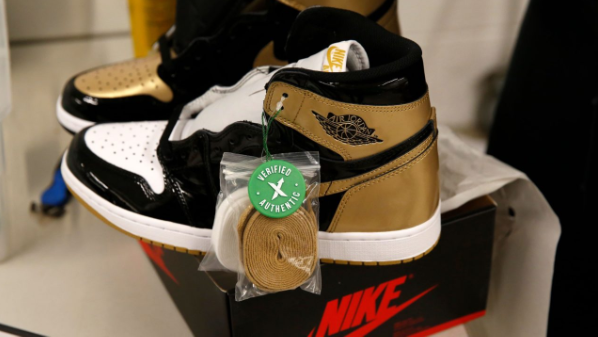 Nike khởi kiện StockX với cáo buộc bán hàng giả và vi phạm nhãn hiệu