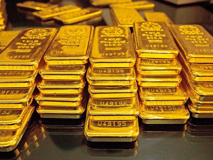 USD lao dốc, giá vàng bật tăng từ đáy