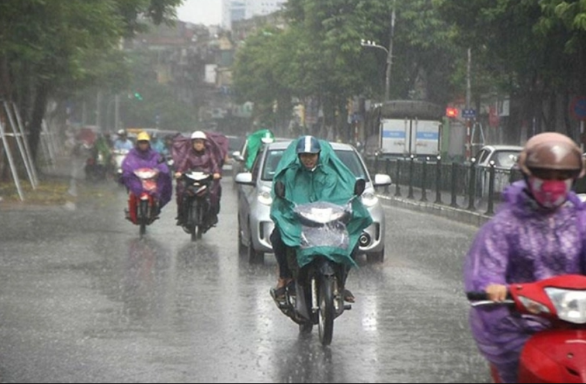 Miền Bắc đón mưa dông diện rộng trở lại