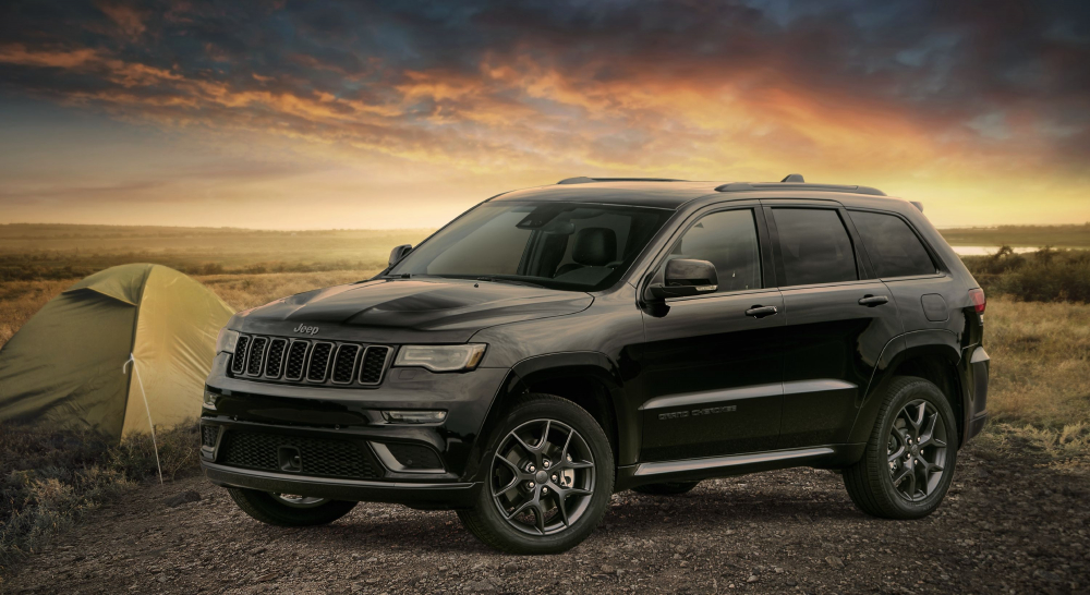 Lỗi hệ thống bơm nhiên liệu, gần 140.000 ô tô Jeep Grand, RAM bị triệu hồi