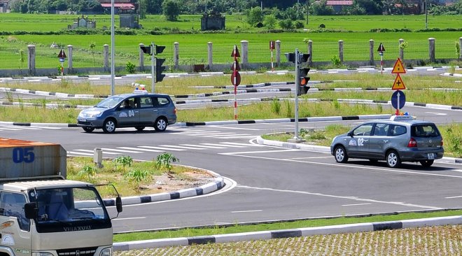 Hà Nội: Sẽ xử lý cơ sở đào tạo lái xe ôtô tuỳ tiện tăng học phí