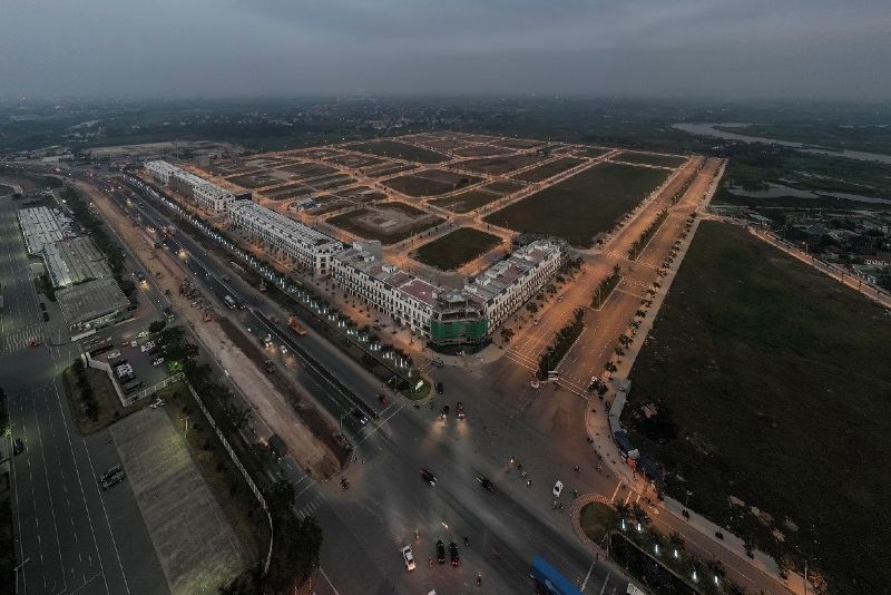 Thị trường bất động sản trầm lắng, giao dịch đất nền đạt đỉnh