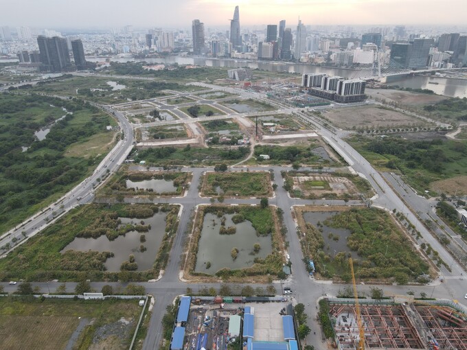 Tp.HCM lên phương án đấu giá lại 4 lô đất Thủ Thiêm bị bỏ cọc