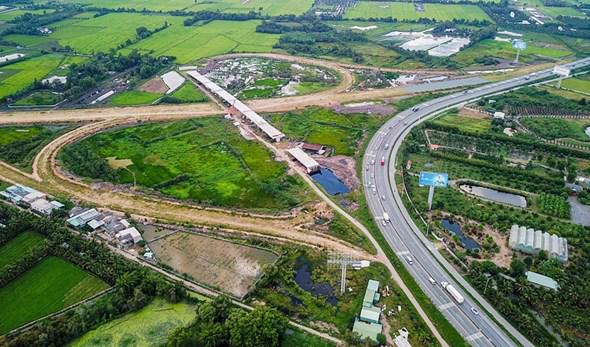 Cảnh cáo nhiều doanh nghiệp vì chậm tiến độ dự án cao tốc Mỹ Thuận - Cần Thơ