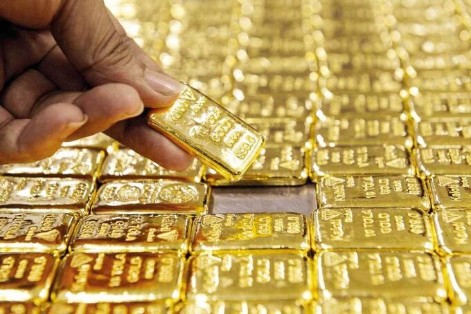 Giá vàng thế giới tăng phi mã, trong nước giảm nhẹ