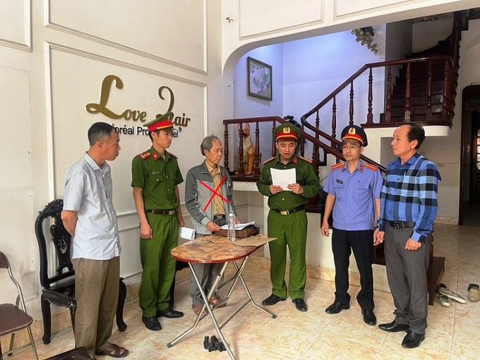 Bắt cựu lãnh đạo Sở Tài nguyên và Môi trường Hà Nam