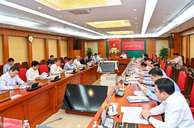 Đề nghị xem xét kỷ luật nguyên Bí thư, Chủ tịch Lào Cai