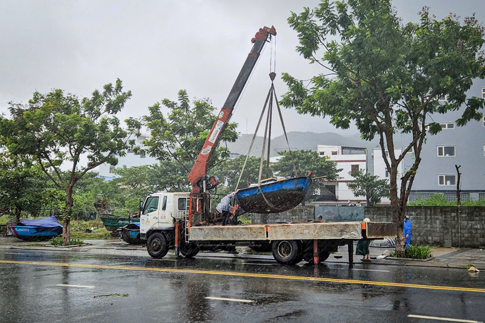 Thủ tướng yêu cầu tập trung ứng phó với bão số 4