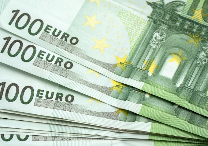 Đà giảm của đồng euro có thể tiếp tục bởi tỷ phú Donald Trump